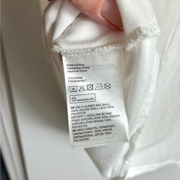 H&M Lace Yoke Top - Picture 5 of 5